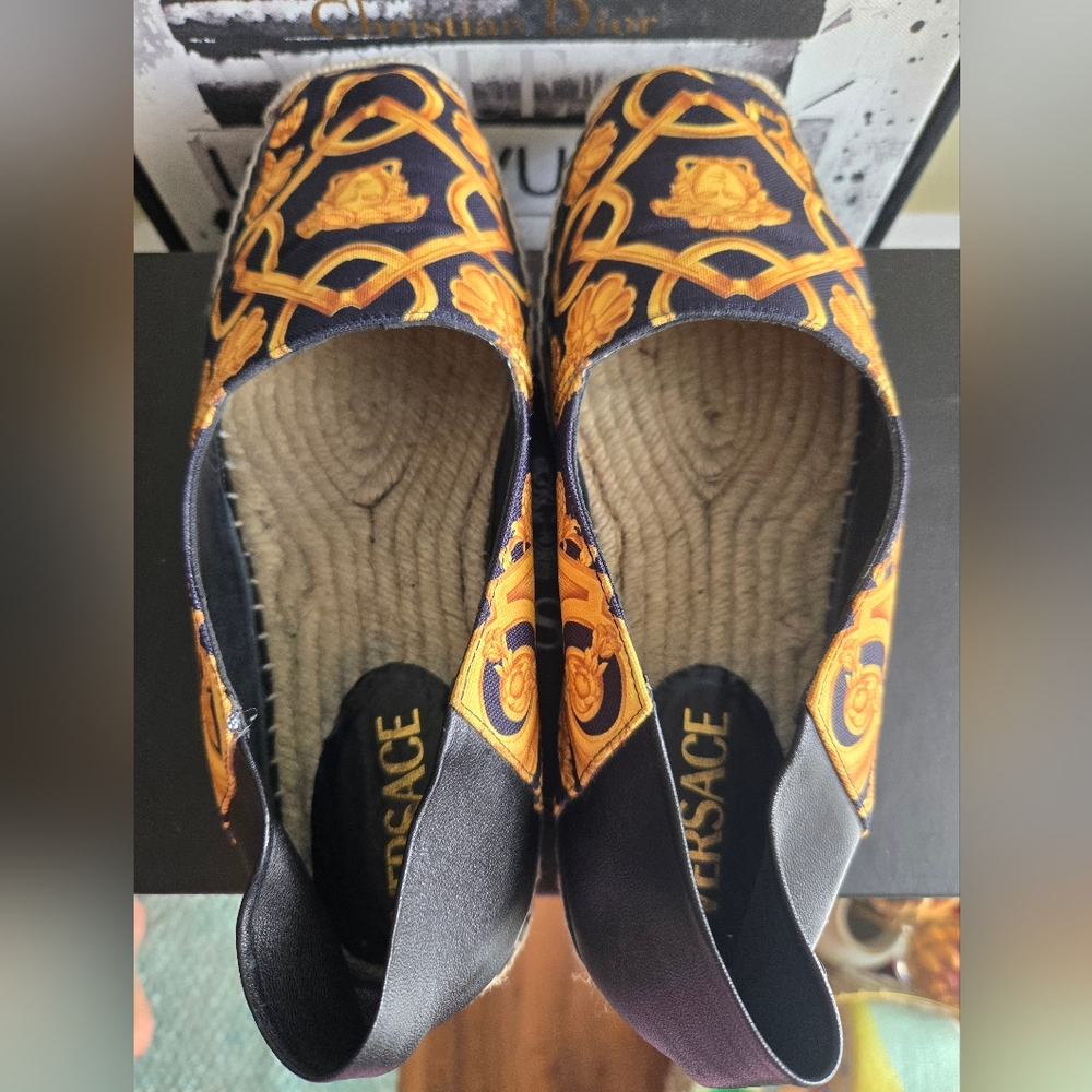 Versace St. Barocco Heritage Nappa Black and Gold Espadrilles Women's Size 9 - Picture 6 of 10